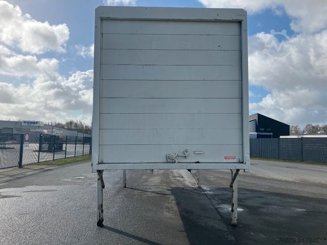 Swap body trailer  Wechselbrücke Koffer