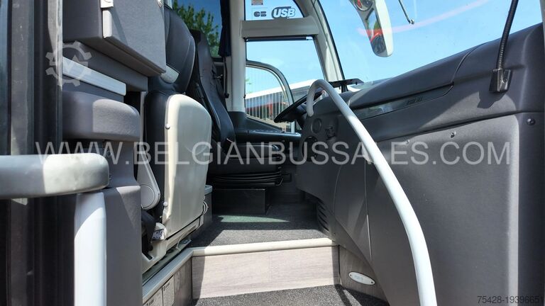 Reisebus Irizar I6S 14.37 / Lift / Full Option