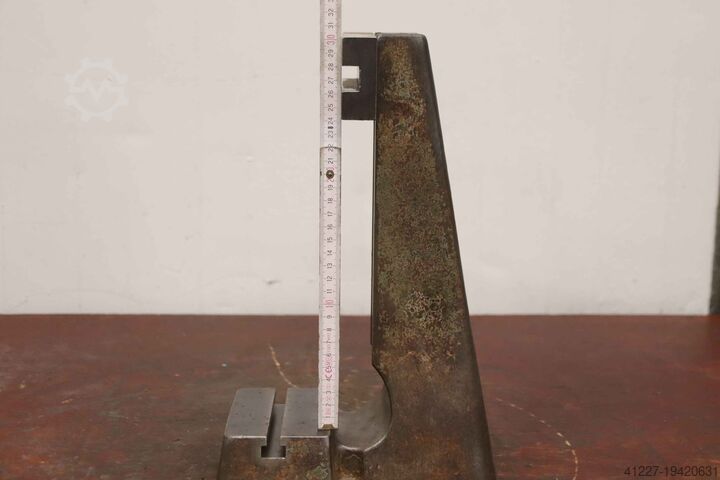 Clamping angle with T slot Guss 230/155/H365 mm