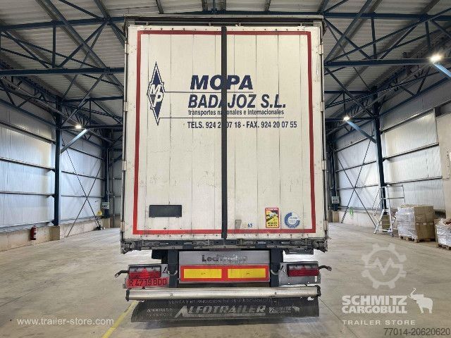 Open semitrailer with tarp Leci Trailer Curtainsider Standard