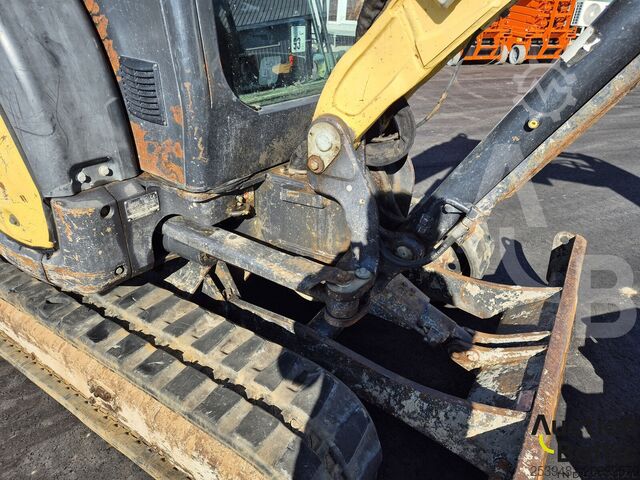 Mini excavator Yanmar Vio 33 U