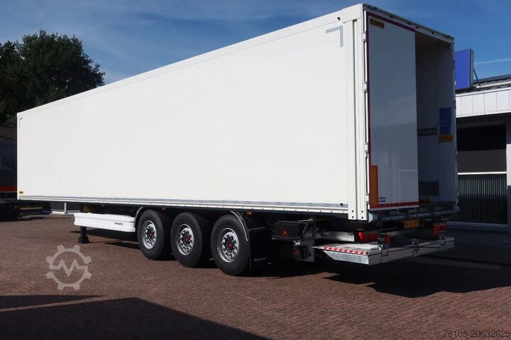 Box body Wielton 3 Asser. Gesloten met Dhollandia klep 2500 kg L...