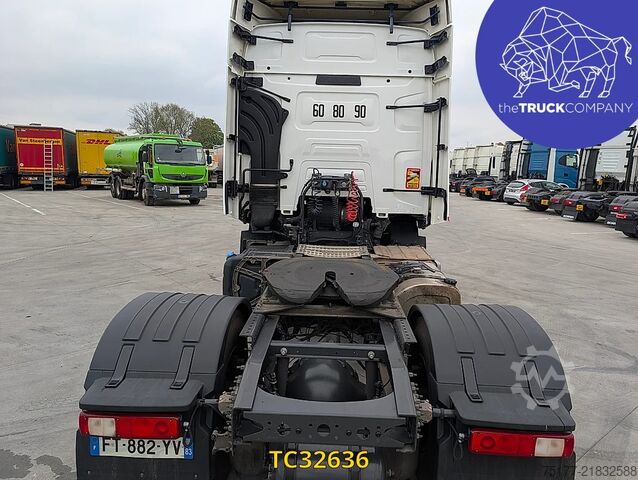 Standard-SZM Renault T 440