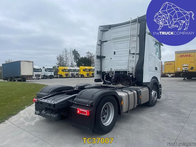 Standard-SZM Mercedes-Benz Actros L Pro Cabin 1845