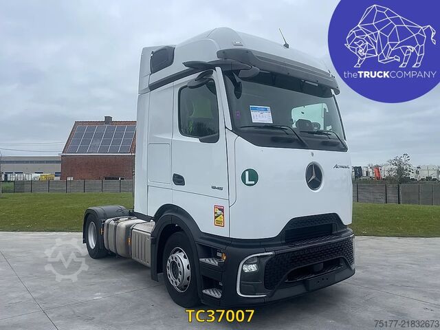 Standard-SZM Mercedes-Benz Actros L Pro Cabin 1845