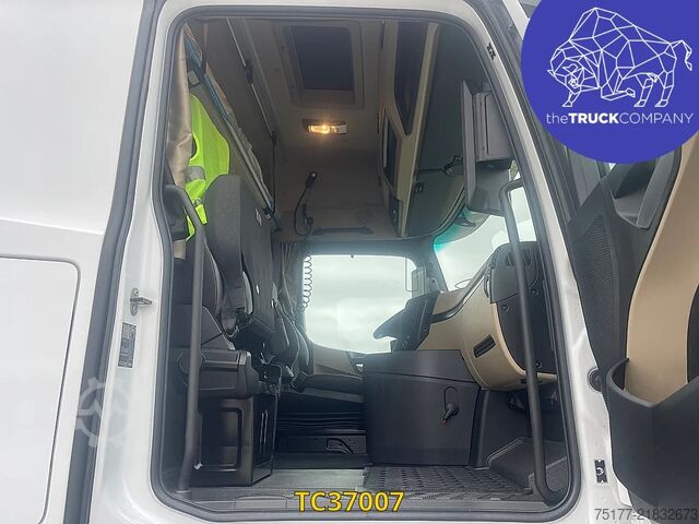 Standard-SZM Mercedes-Benz Actros L Pro Cabin 1845