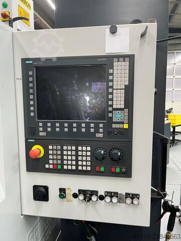 CNC-Drehmaschine Spinner TC600-65-SMCY  