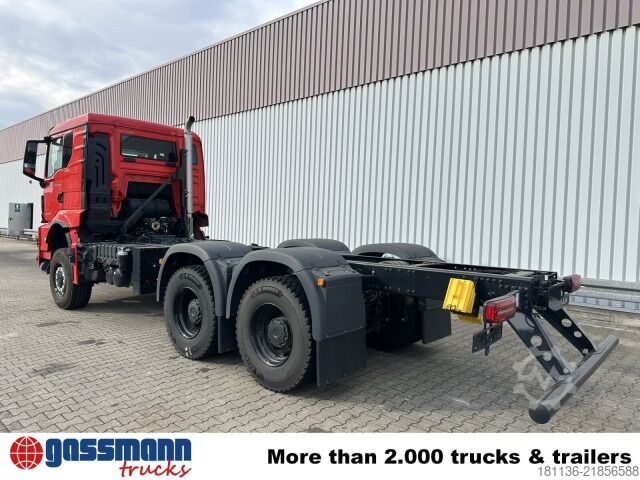 Standard tractor unit MAN TGS 33.540 6x6 BB CH, Navi, Motorabtrieb
