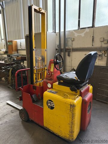 Gabelstabler Peg F1040 EB