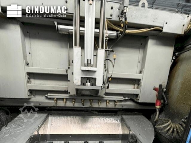 VERTIKALES BEARBEITUNGSZENTRUM CHIRON FZ 15 KWM HS