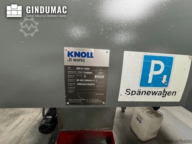 VERTIKALES BEARBEITUNGSZENTRUM CHIRON DZ 18 W