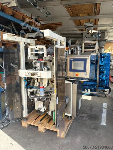 Bag forming, filling and sealing machine Aquarius GEA CFS Smart Packer S180