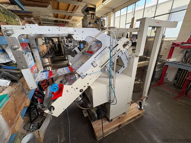 Bag forming, filling and sealing machine Aquarius GEA CFS Smart Packer S180