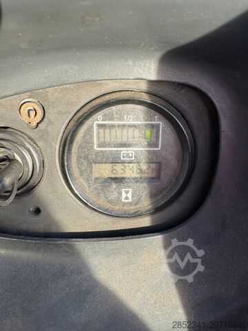 Hochhubwagen Linde L14