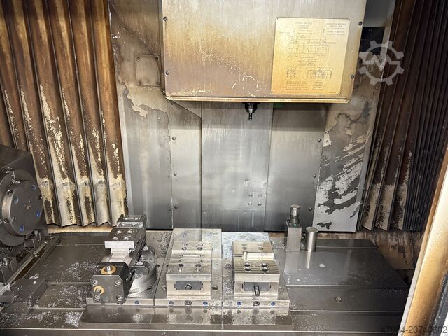 CNC vertical machining center STAMA MC 526