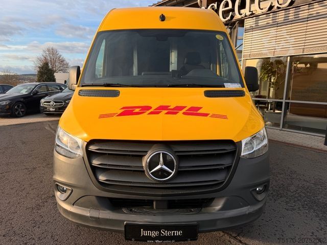 Kastenwagen hoch MERCEDES-BENZ eSprinter 312 DHL Regal KEP-Ausbau