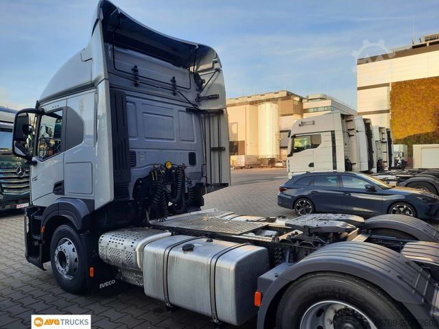 Standard SZM IVECO S-WAY 480 Intarder Standklima 2xTank