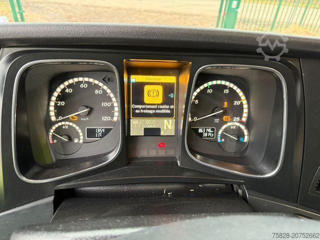 Flatbed truck with tarp MERCEDES-BENZ Actros 2545 / Retarder / Volumenzug