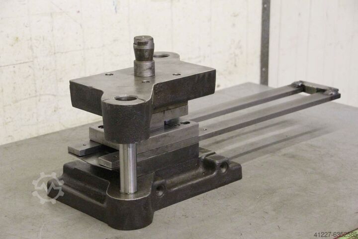 2-column punching tool VEB Auer Werkzeugbau A 125 x 250