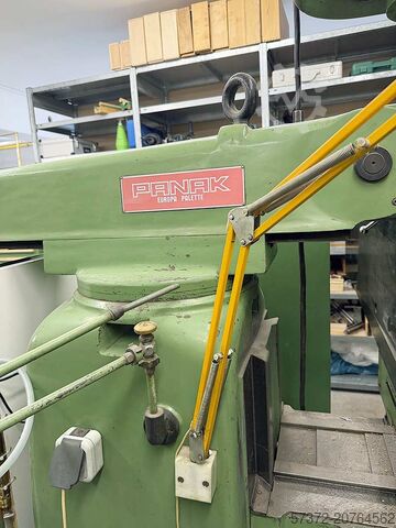 Universal-Fräsmaschine Panak FV-2
