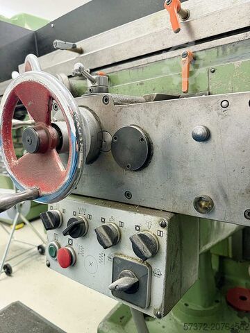 Universal-Fräsmaschine Panak FV-2