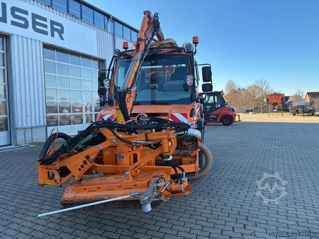 Sonstige Mercedes-Benz Unimog U 427 mit Mulag Kombinationmähwerk MKM 700