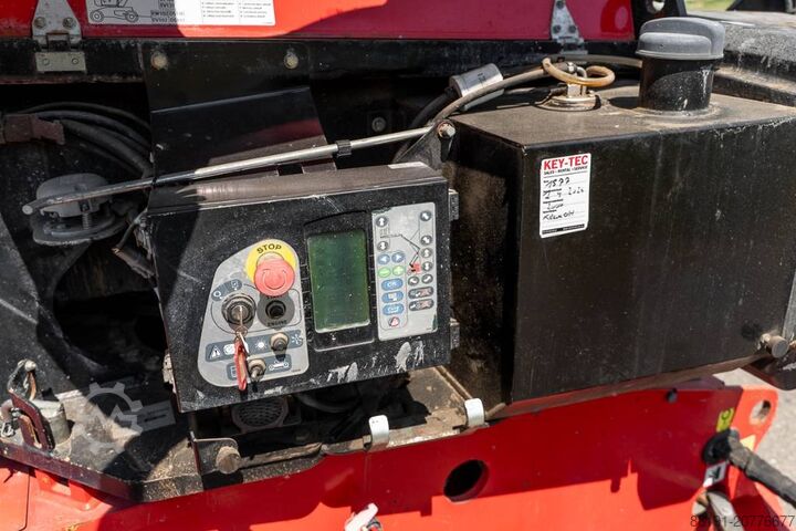 Articulated boom lift Manitou ManGo 12