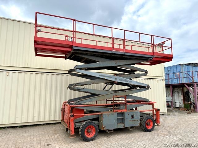 Work platform Skyjack SJ9250RT 4x4 / 17.2 Meter / 2015 BJ