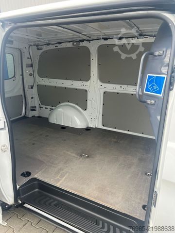 Panel van MERCEDES-BENZ Vito 114 LANG 9G-TR 4x4 ALLRAD KLIMA NAVI KAMERA