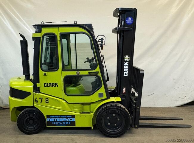 Diesel Forklift Clark GTS30D