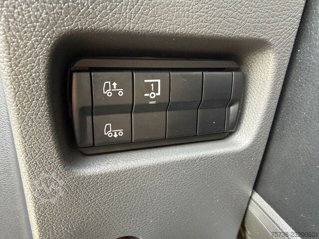 Transporter mit Koffer MERCEDES-BENZ Atego 818 L Koffer/Klima/Motorbremse/EURO6 E
