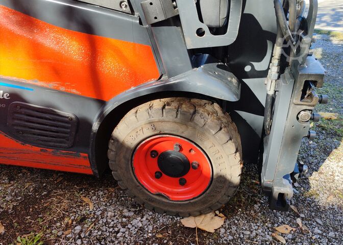 Elektro 3 Rad Linde E16L-02 / 86% batt/ 4.14m