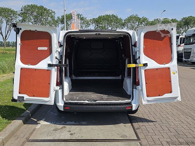 High-roof van FORD TRANSIT CUSTOM 2.0 L2H1 Airco Euro6 130