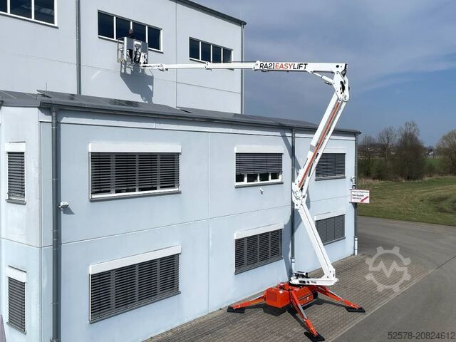 Gelenkteleskoparbeitsbühne EasyLift RA 21