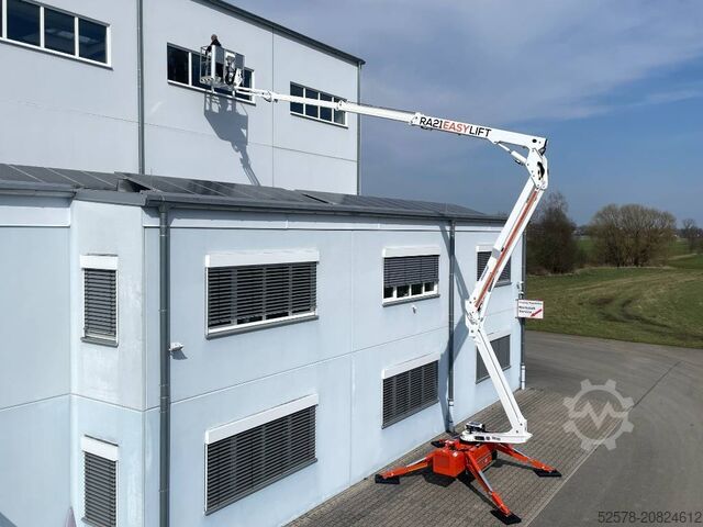 Gelenkteleskoparbeitsbühne EasyLift RA 21