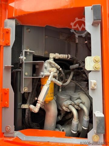 Raupenbagger Hitachi ZX 225 US LC-6