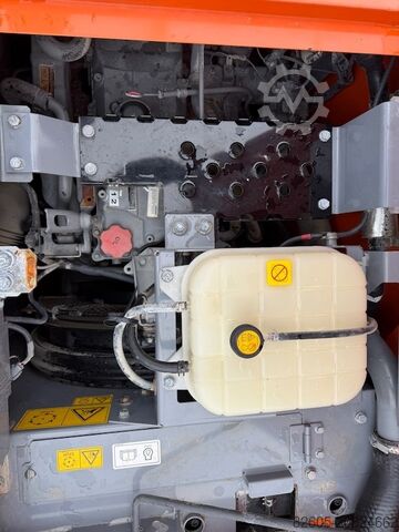 Raupenbagger Hitachi ZX 225 US LC-6