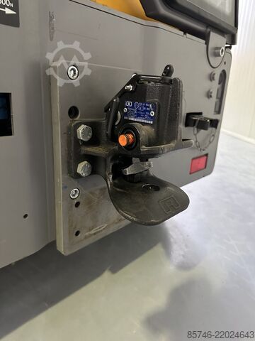 EZS 590 * DEMO!! NEW battery!! JUNGHEINRICH EZS 590 * DEMO !! NEW battery !!