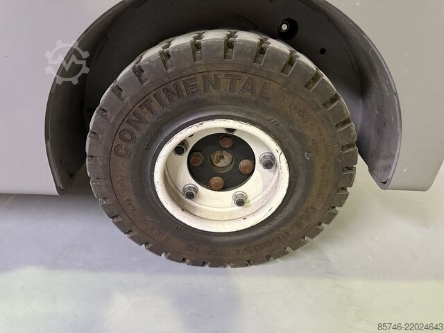 EZS 590 * DEMO!! NEW battery!! JUNGHEINRICH EZS 590 * DEMO !! NEW battery !!