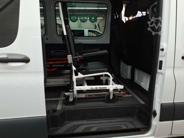 Mercedes-Benz Sprinter 215 CDI 9G Patient Transport Vehicle Mercedes-Benz Sprinter 215 CDI 9G Krankentransport