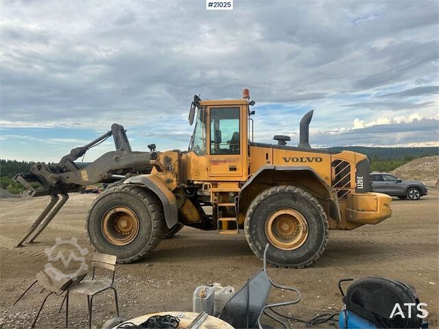 Wheel loader Volvo L120E wheel loader w/ weight, bucket and overhaule
