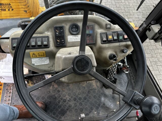 Wheel loader Ahlmann AZ45