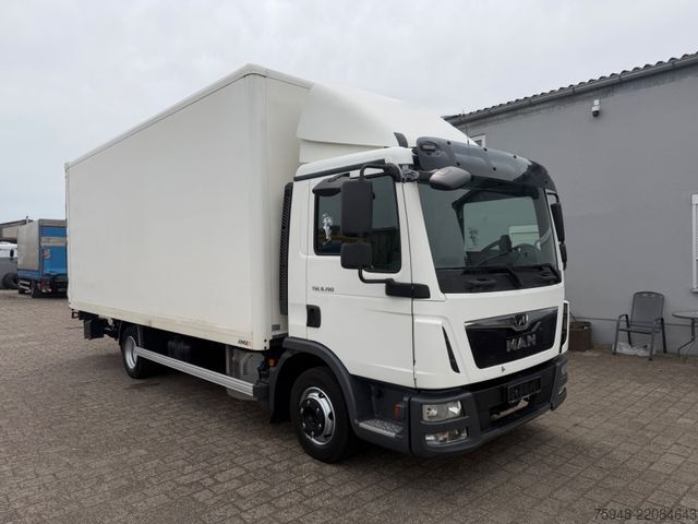 Transporter mit Koffer MAN TGL