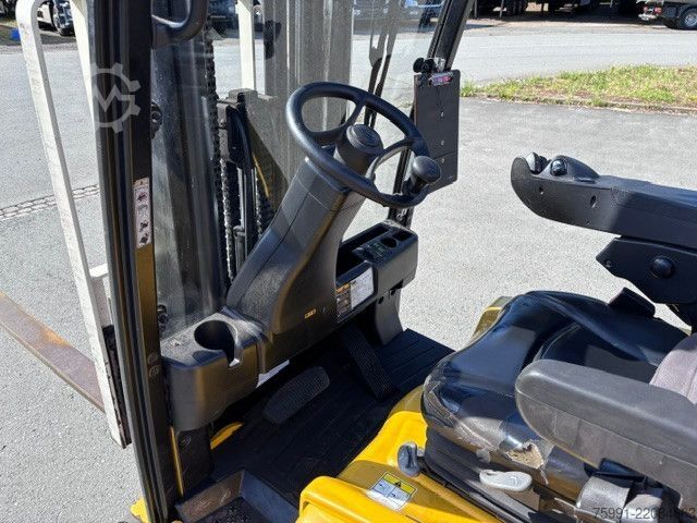 Schmalgangstapler YALE Elektrostapler  ERP 16VT Lasthöhe4900 mm
