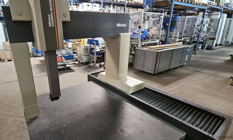 Coordinate measuring machine Mitutoyo BN706
