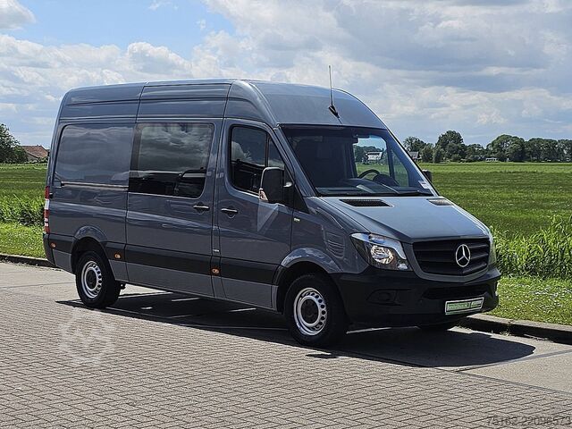 Suitcase MERCEDES-BENZ SPRINTER 319 V6 3.0L ac aut EURO6