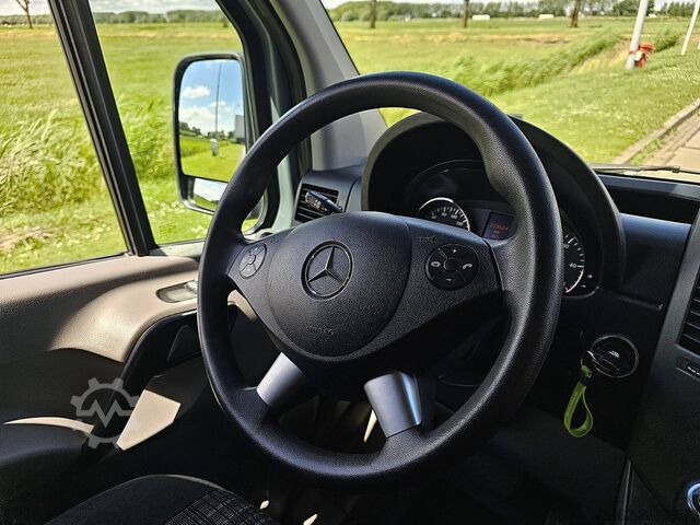 Suitcase MERCEDES-BENZ SPRINTER 319 V6 3.0L ac aut EURO6