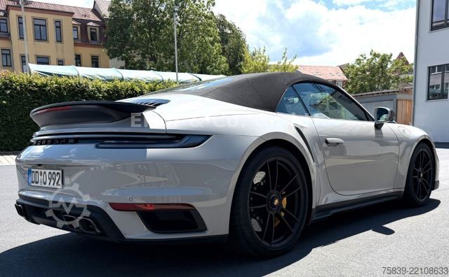 Van PORSCHE 911 Turbo S Cabriolet, Lift, Burmester, Approved