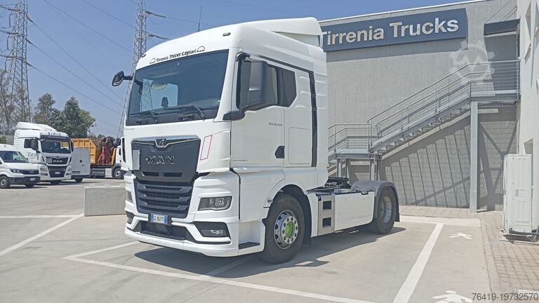 Standard road tractor MAN TGX 18