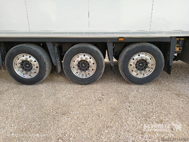 Reefer semitrailer Schmitz Cargobull Semitrailer Reefer Standard Dois pisos
